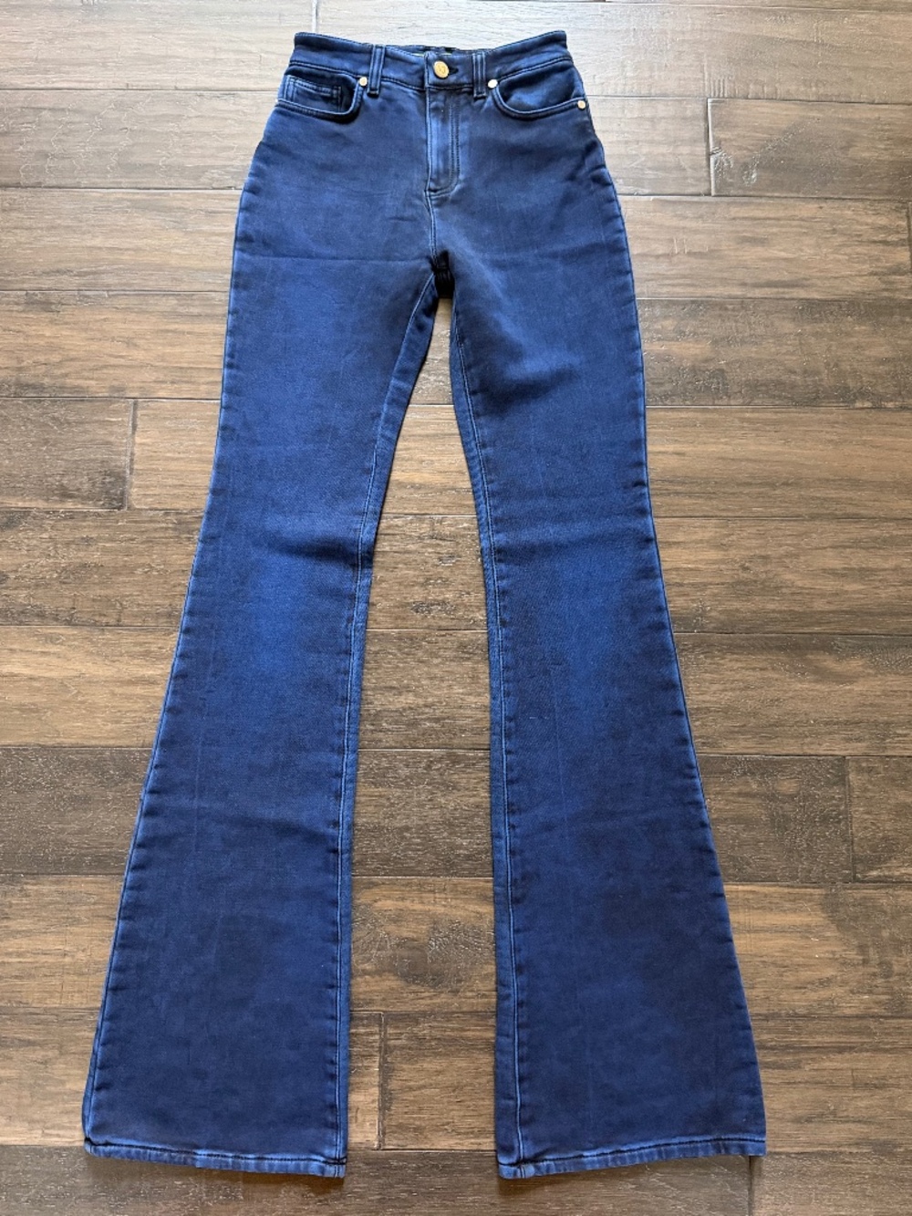 VERSACE Lean Legs Slimming Stretch Flare Jeans Sz 26 NWT $495